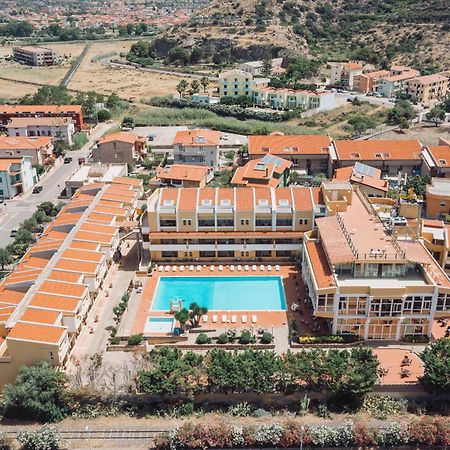Malaspina Hotel & Resort Bosa Exterior photo