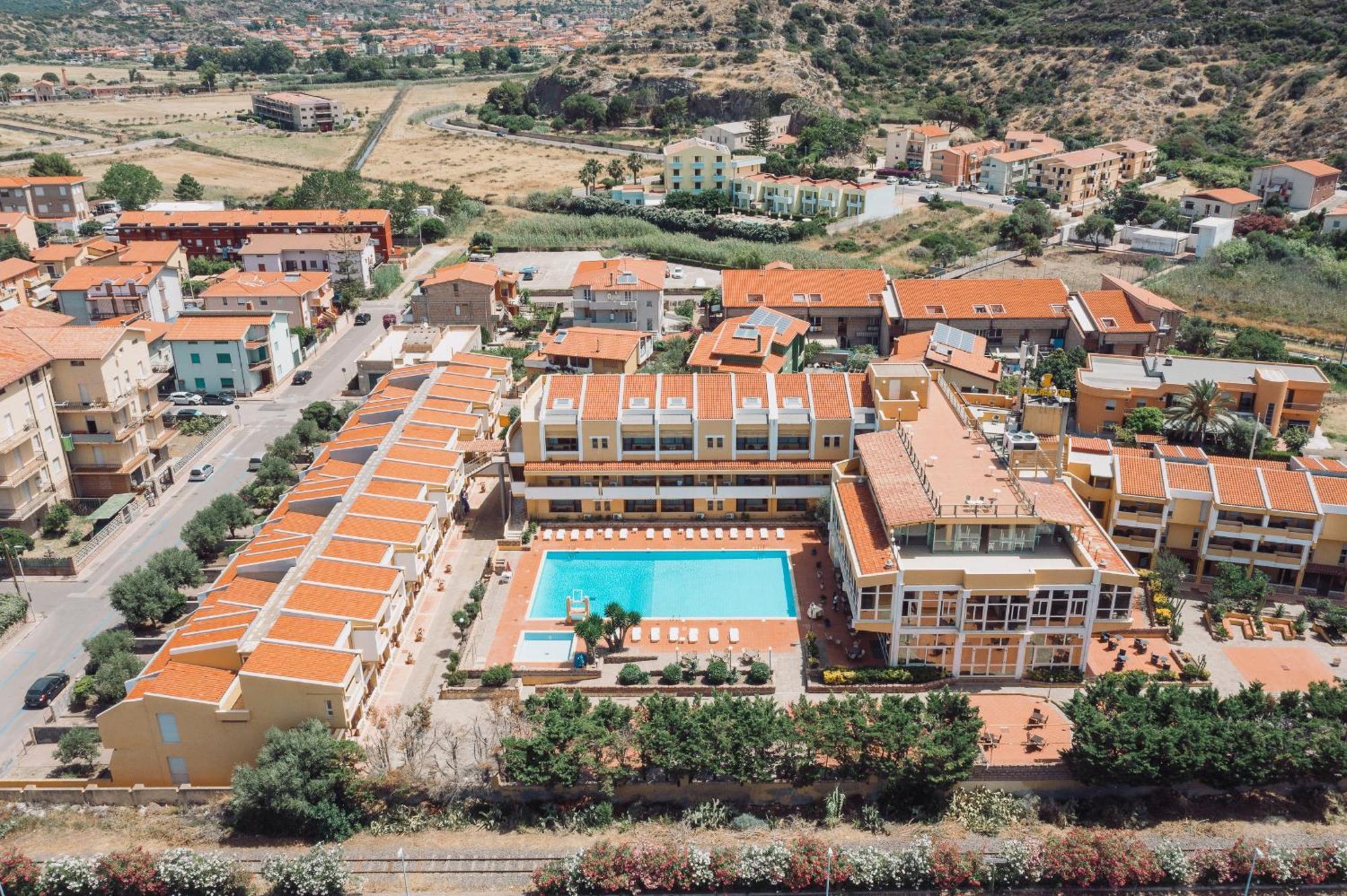 Malaspina Hotel & Resort Bosa Exterior photo