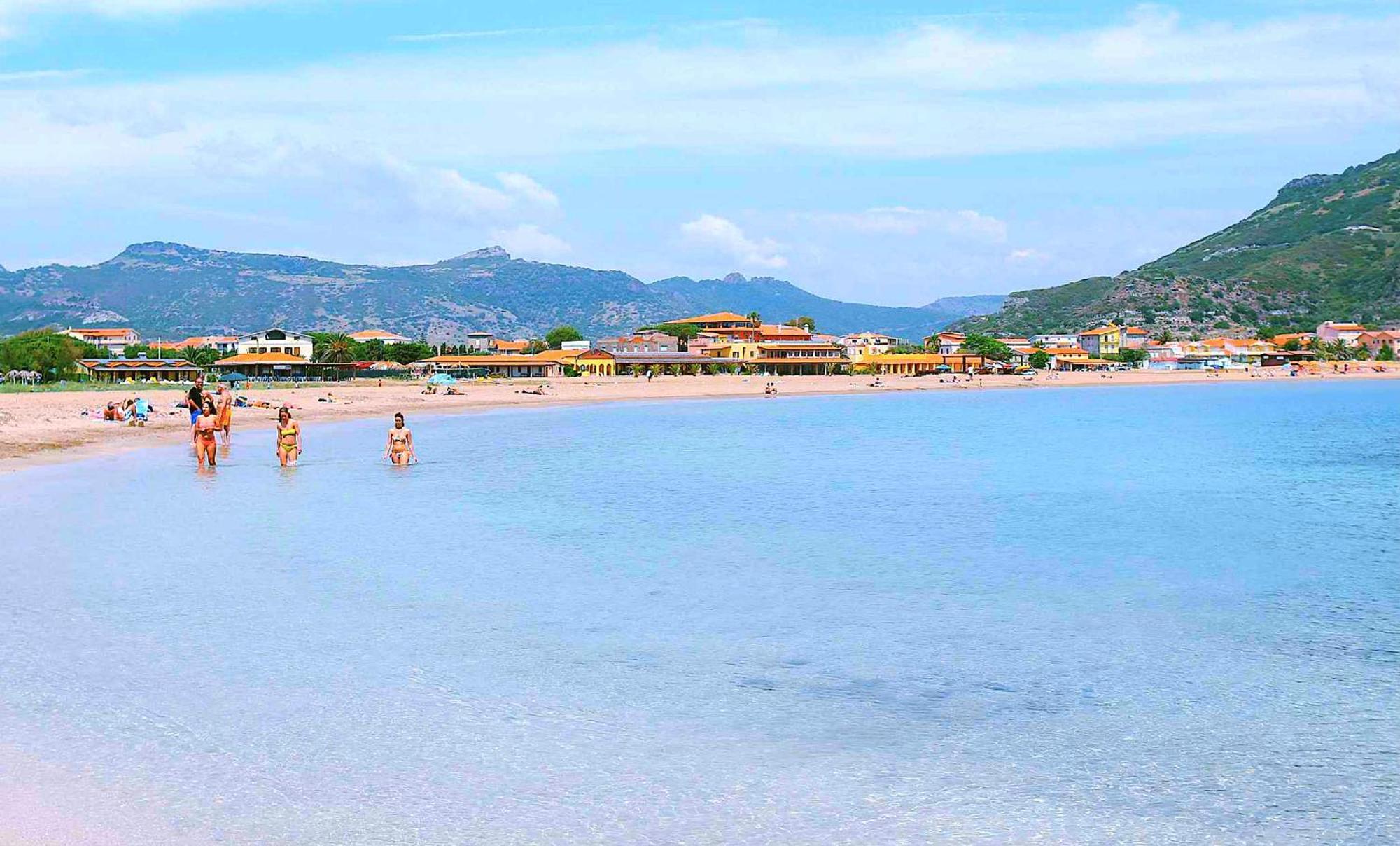 Malaspina Hotel & Resort Bosa Exterior photo