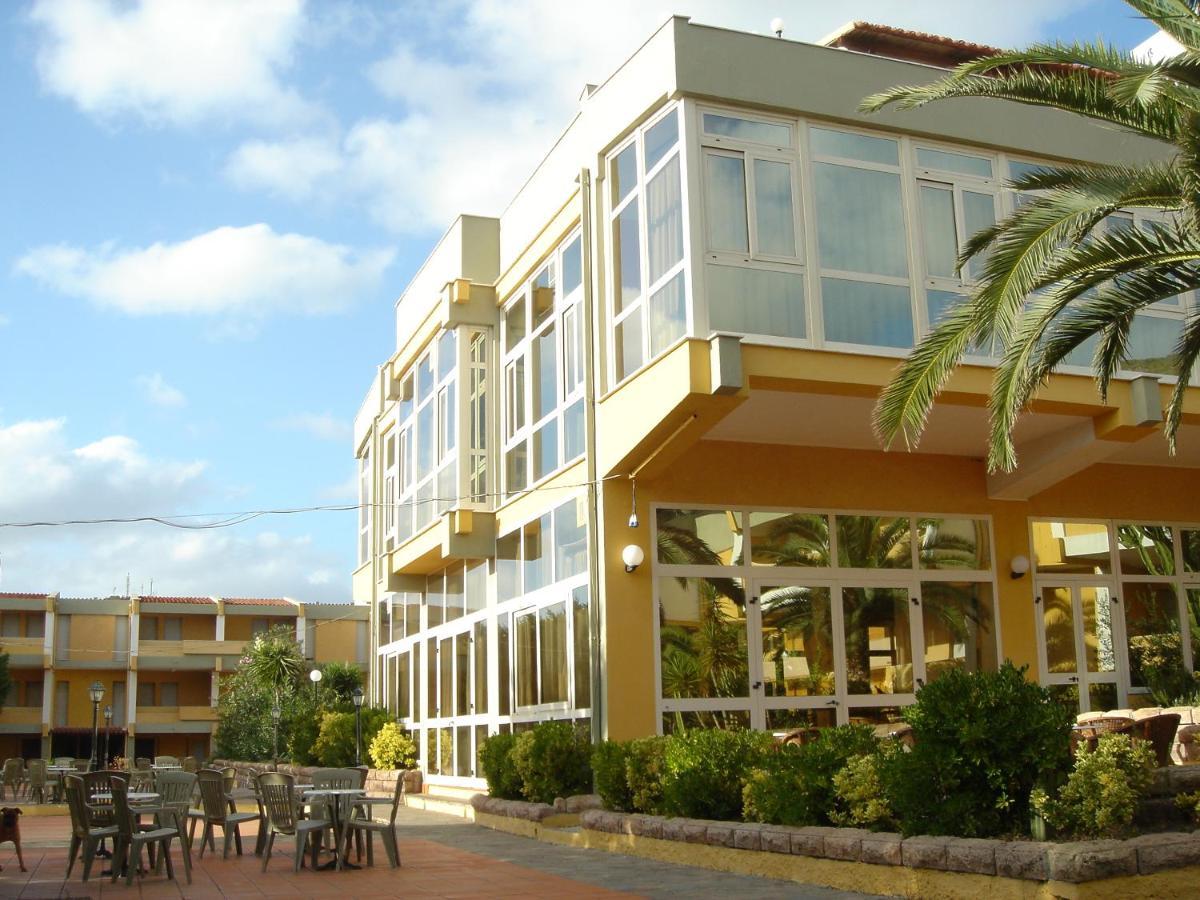 Malaspina Hotel & Resort Bosa Exterior photo